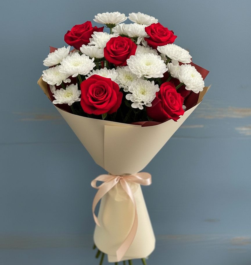 Букет цветов из: Розы и Хризантемы в Королёве