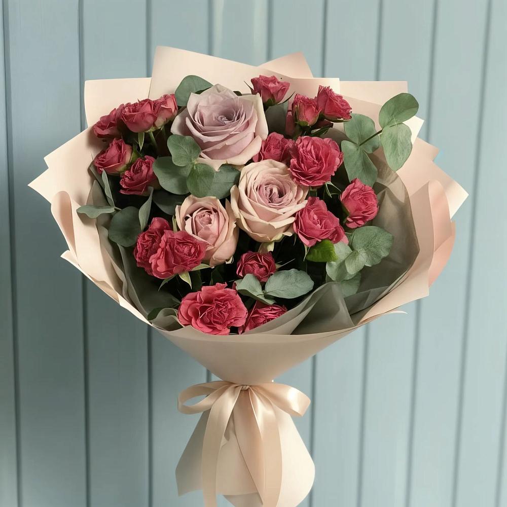Букет цветов из: Гвоздики и Розы в Королёве