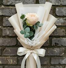 Букет цветов из:  Розы в Королёве