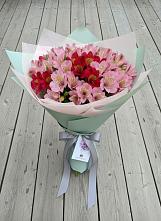 Букет цветов из:  Альстромерии в Королёве