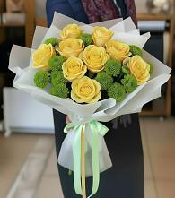 Букет цветов из:  Хризантемы и Розы в Королёве