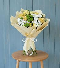 Букет цветов из:  Хризантемы и Розы в Королёве